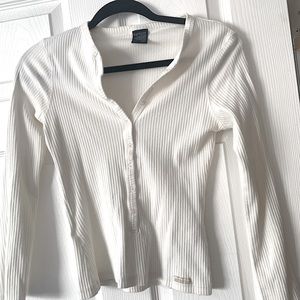 White long sleeve shirt with buttons